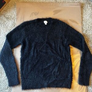A New Day Black Fuzzy Crewneck Sweater – Women’s M